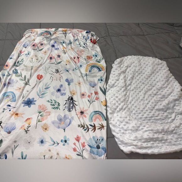 2 piece toddler/crib sheet insects and spring with white minky changing cover - Picture 1 of 5